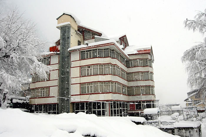 Hotel Out Town, Manali, Manali
