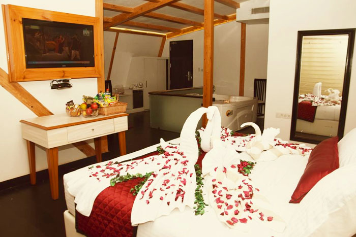 Hotel Rose Petal, Srinagar - Booking Hotel Srinagar , Online Best Hotel ...